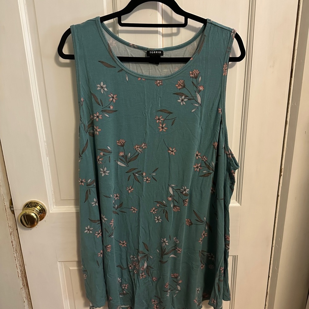 Torrid Teal Floral Women's Sleeveless Top size 4